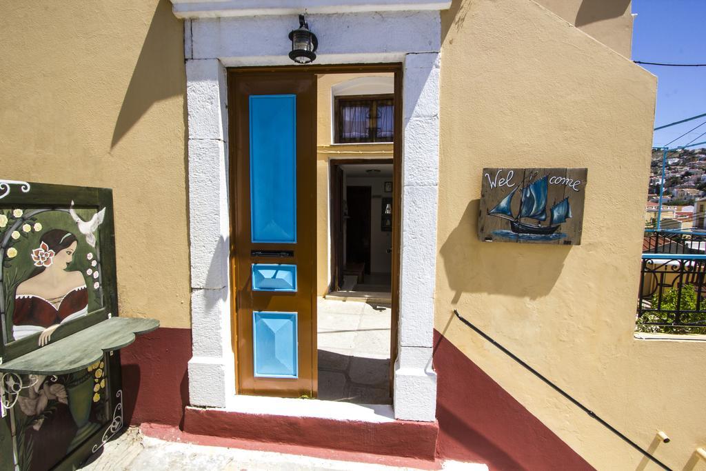 Symi Center Hotel ภายนอก รูปภาพ
